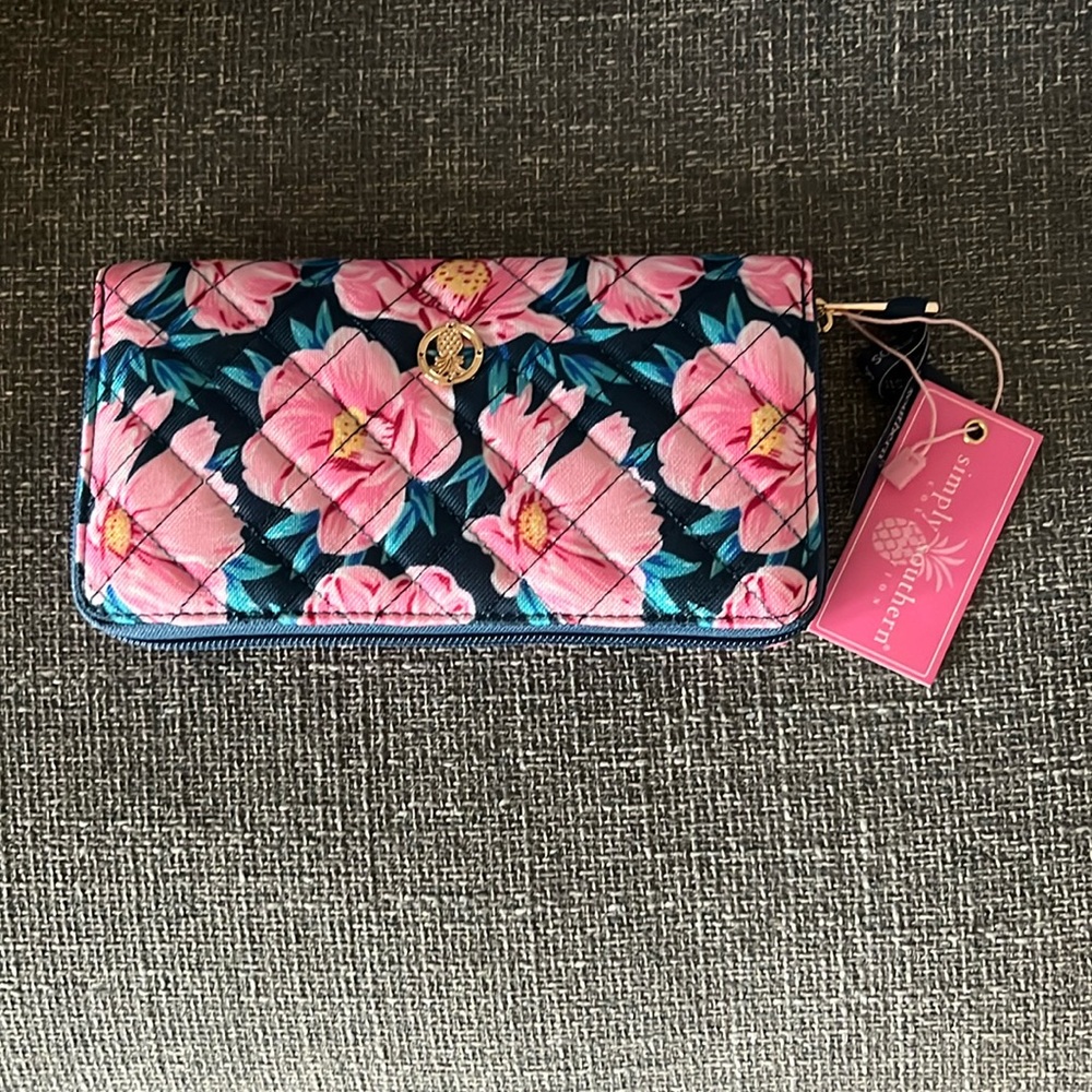 NWT Simply Southern Pink Bloom Quilted Phone Wristlet